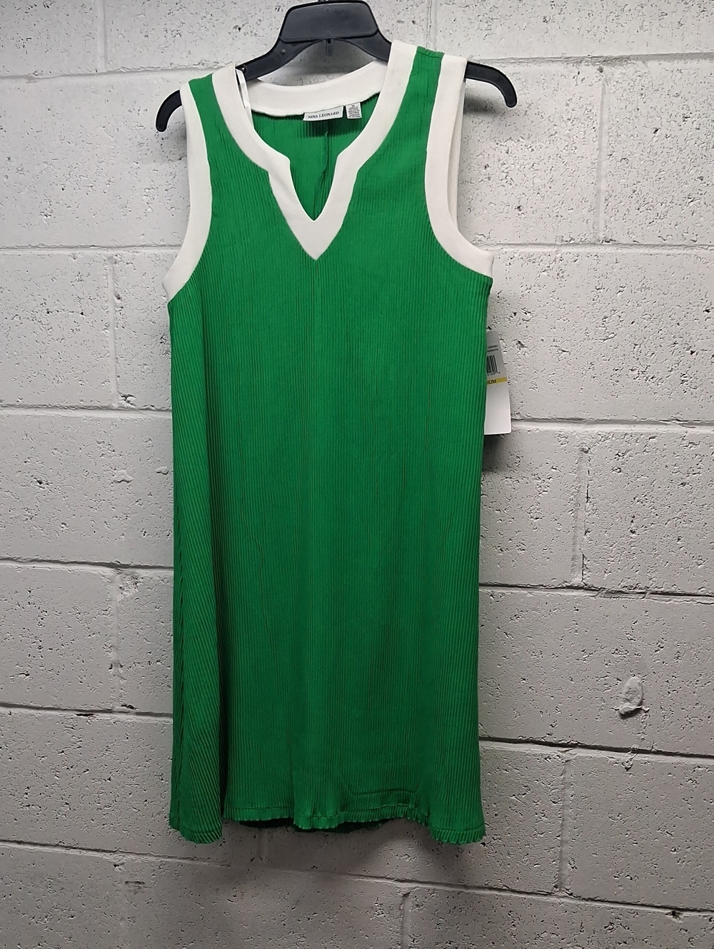 NWT Womens Nina Leonard Green Tank Dress with White Trim